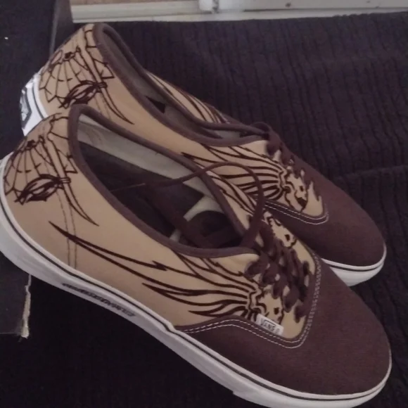 Wes Humpston Dogtown Bulldog Skates vans collaboration